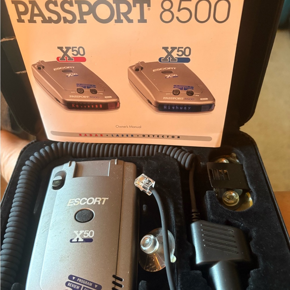 Compass Escort GPS Navigation System - Picture 2 of 3